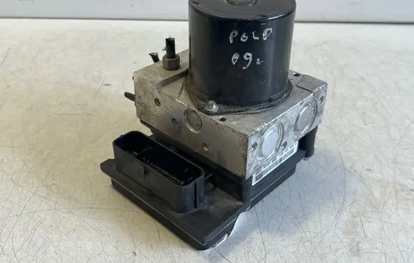 Volkswagen Polo IV 9N3 ABS Pump 5Q0907379