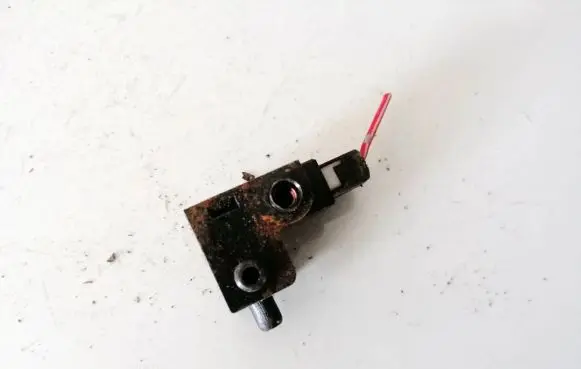 Toyota Land Cruiser (HDJ90) Sensor