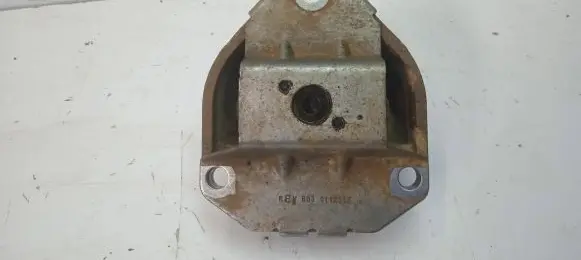 Jeep Grand Cherokee Gearbox mount 68103111AB