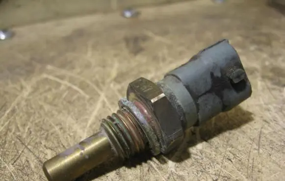 Opel Zafira A Coolant temperature sensor BOSCH970