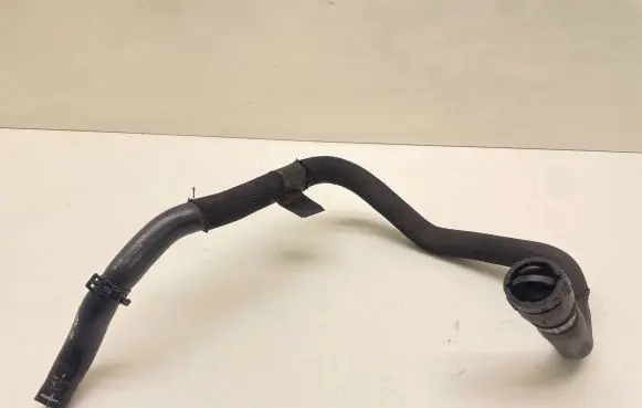 Audi Q7 4L Engine coolant pipe/hose 7L6122109D PXO114425