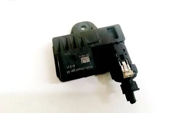 BMW 5 F10 F11 Glow plug pre-heat relay 851947201 0522140104
