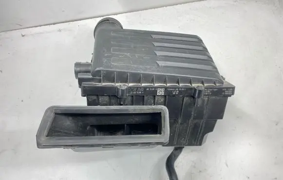 Audi A3 S3 8V Air filter box 5Q0129607AD 5Q0129601AF 5Q0129618B