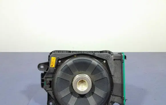 BMW M5 Subwoofer speaker 6801075