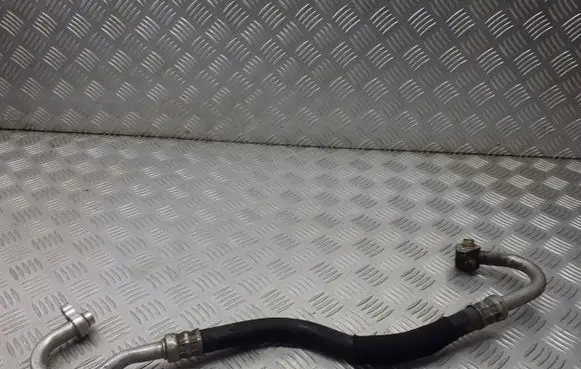 Ford C-MAX I Air conditioning (A/C) pipe/hose