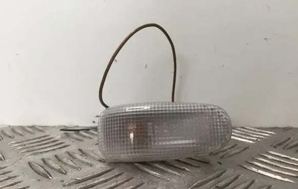 Mercedes-Benz E W210 Front fender indicator light MERCEDESECLASSINDICATOR
