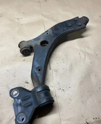 Volvo V40 Front control arm 2421230646