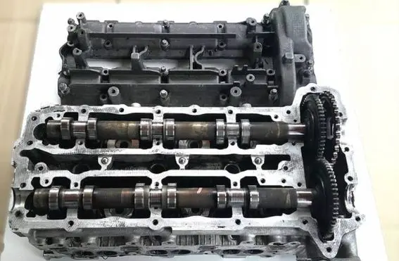 Mercedes-Benz GL X166 Engine head A6420103507