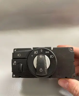 BMW 5 E60 E61 Light switch 6988553 33295401