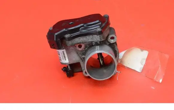Renault Laguna III Throttle body valve 8200987453