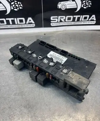 Mercedes-Benz CLK A209 C209 Fuse module 2095450301