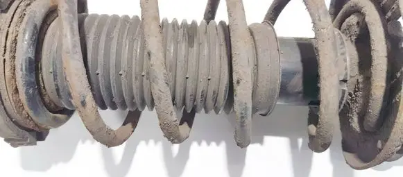 Volkswagen Polo IV 9N3 Front coil spring