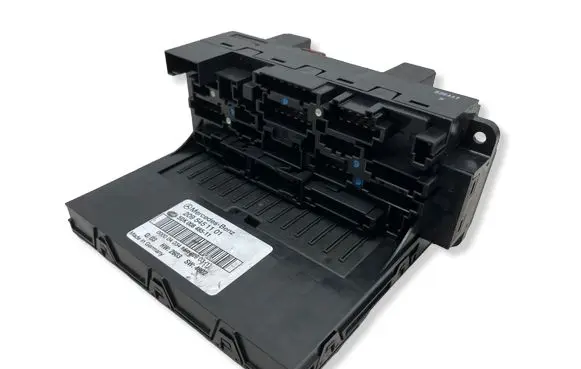 Mercedes-Benz C W203 Fuse module 2095451101 5DK00848511