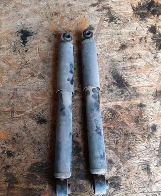 KIA Sorento Rear shock absorber/damper