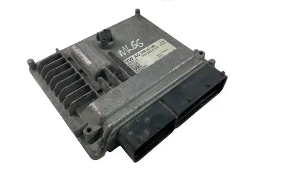 Skoda Rapid (NH) Engine control unit/module 04B907445 28444321