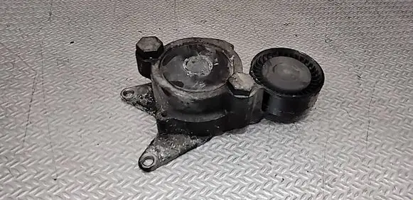 Toyota Corolla Verso AR10 Generator/alternator belt tensioner 