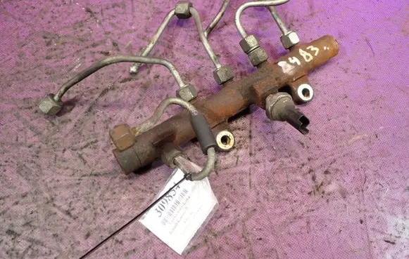Renault Kangoo II Fuel main line pipe 5WS40154