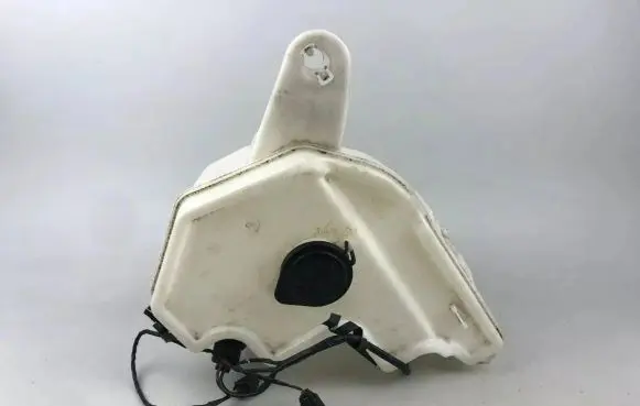 BMW Z4 E89 Windshield washer fluid reservoir/tank 7192850