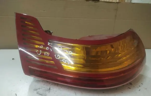 Citroen C6 Rear/tail lights