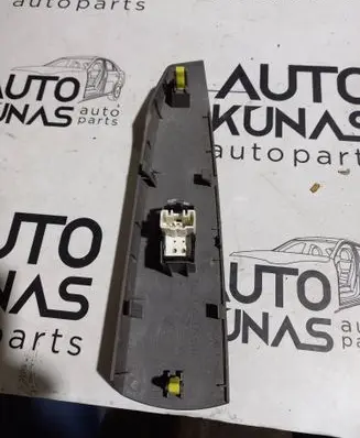 Toyota Prius (XW20) Electric window control switch 7427247050