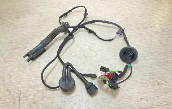 Audi Q3 8U Front door wiring loom 8U0971029H 071220121200