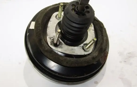 Citroen C2 Brake booster 9649329380