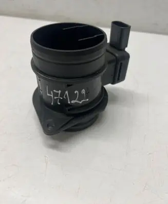 Volkswagen Touran II Mass air flow meter 03L906461