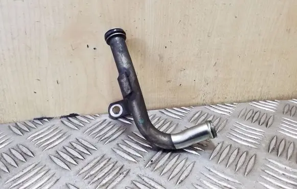 Mitsubishi Pajero Engine coolant pipe/hose