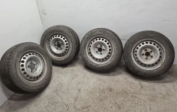 Volkswagen Transporter - Caravelle T5 R16 steel rim ET51