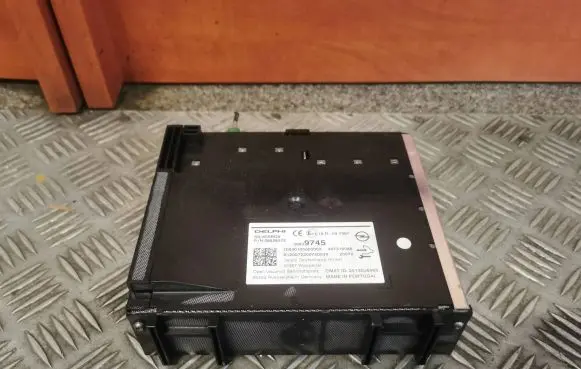 Opel Astra K Sound amplifier 39039745