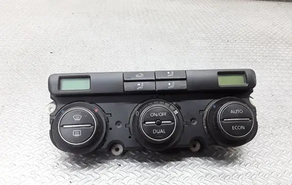 Volkswagen PASSAT B6 Climate control unit 74677530V