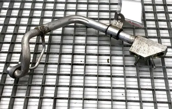 Ford Mustang VI Air conditioning (A/C) pipe/hose JR3B19E881AE