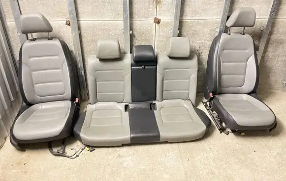 Volkswagen Jetta VI Seat set 