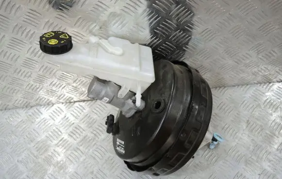 Ford Focus Brake booster G1FY2B195AC