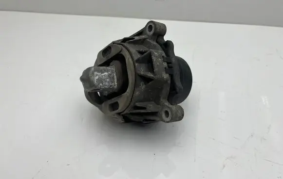 BMW X3 F25 Engine mount bracket 6785714 210411 1522