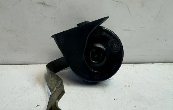BMW X5 E70 Horn signal A046495