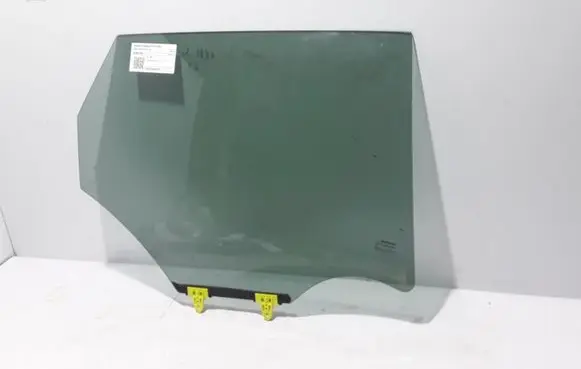 Renault Kadjar Rear door window glass