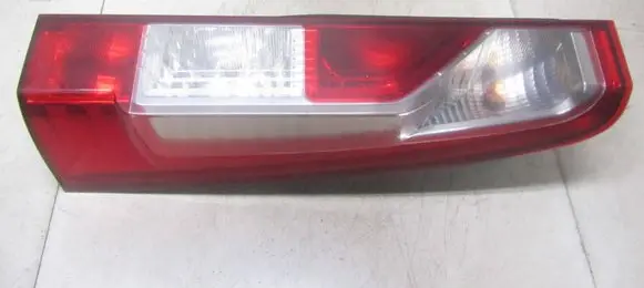 Renault Master III Rear/tail lights
