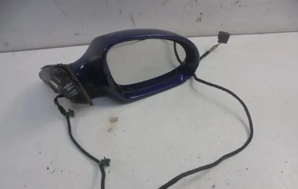 Volkswagen PASSAT B6 Manual wing mirror 010781