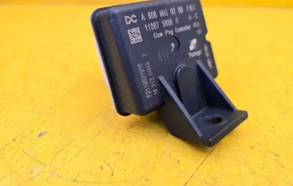Mercedes-Benz A W177 Other relay A6089000200 110679886R