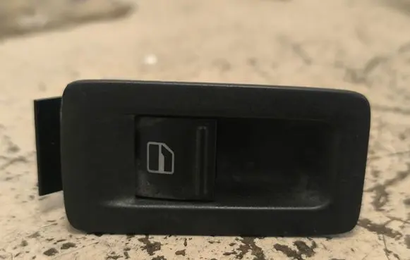Volkswagen Touran I Electric window control switch 1F0959527