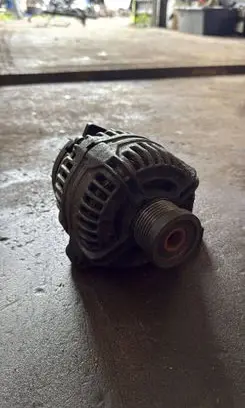 Volvo V70 Generator/alternator 8676498