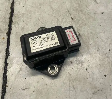 Mercedes-Benz Sprinter W906 ESP acceleration yaw rate sensor A0025426618 0265005246