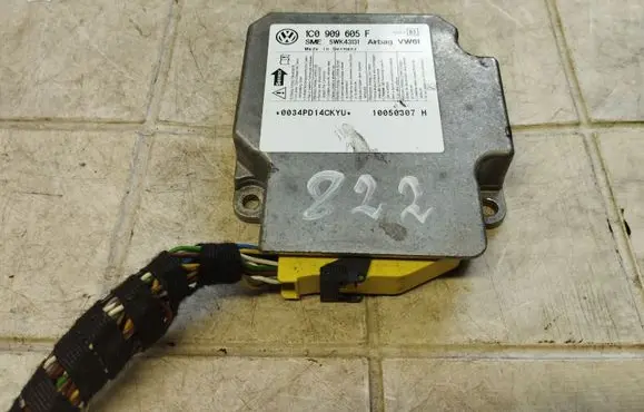 Skoda Superb B5 (3U) Airbag control unit/module 1C0909605F 5WK43131