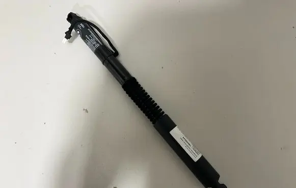BMW X3 G01 Tailgate/trunk strut/damper 9482795
