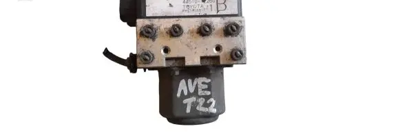 Toyota Avensis T220 ABS Pump 4451012260 FHL1410317