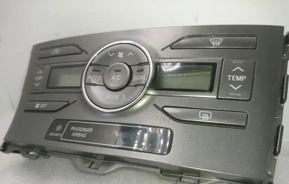Toyota Auris 150 Climate control unit 5590002220 5590002220B