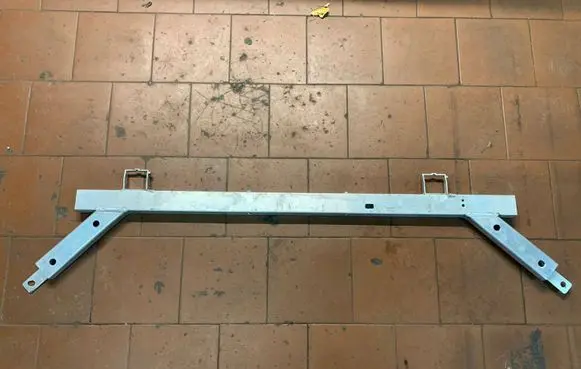 Volvo XC90 Radiator support slam panel bracket 31425937 5869