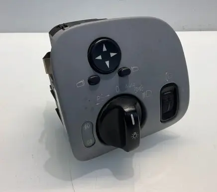 Mercedes-Benz C W203 Light switch A2035450604 24406574726 04058516