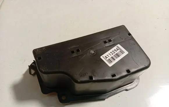 KIA Sorento Other interior part 911103E810